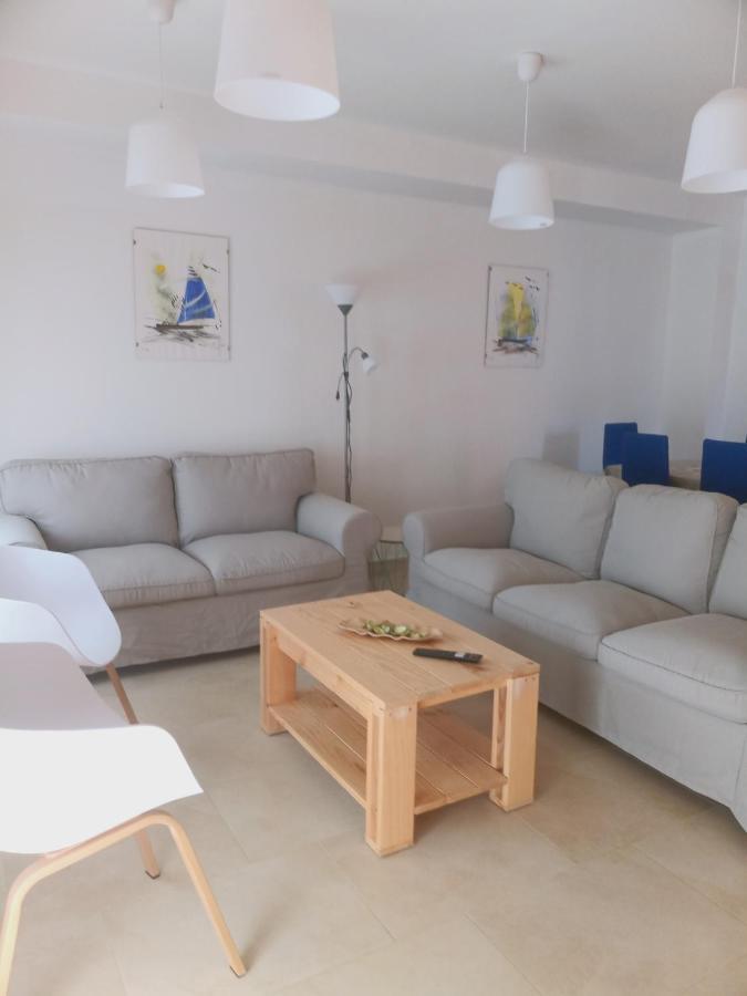 Chalet Amplio Con Jardin Y Zona Barbacoa. Реус Екстериор снимка